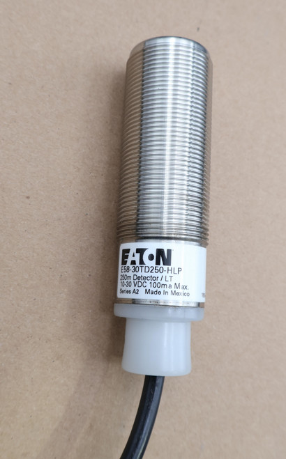 EATON 
 E58-30TD250-HLP 
 250m Detector / LT 
 10-30 VDC 100ma Max. 
 Series A2 Made In Mexico 
 1609