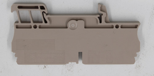 ZDU 2.5/4AN 
 KEĞA 
 Weidmüller JE 
 2.5mm2 800V IEC 60947-7-1 
 CLASS I _ZONE 1 
 AEx e lI T6. 
 Ex e Il 
 100847025 
 SRS Legacy # / CRef: 
 1608570000 
 100847025 
 ZDU 2.5/4AN - FEED-THROUGH TERMINAL, CLAMP, 4 
 CONNECTION, 2.5 MM, DARK BEIGE