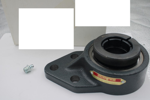 3-BOLT FLANGE BEARING 1 7/16" - 100506045