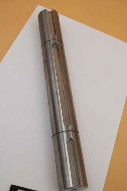 SHAFT , BASE GEARMOTOR DRIVE - 100504535