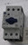 1 L1 3 L2 
 5 
 L3 
 AB 
 MOTOR PROTECTOR/CIRC BREAKER Current Range 
 DISJONCTEUR 
 2.5 48 
 LEISTUNGSSCHALTER 
 INTERRUPTOR AUTOMATICO MOTOR 
 AB 
 INTERRUTTORE AUTOMATICO 
 TEST 
 ----- 
 TRIP 
 Class 10 
 CAT 
 SER 
 140MT-C3E-B40 
 A 
 00191326561877 
 MCMET-COME 
 100812106 
 SRS Legacy # / CRef: 
 140MT-C3E-B40 
 100812106 
 2 
 T2 
 6 
 CIRCUIT BREAKER MOTOR - MTR PROTECTO 
 460V, TRIP RANGE 2.5 - 4.0A