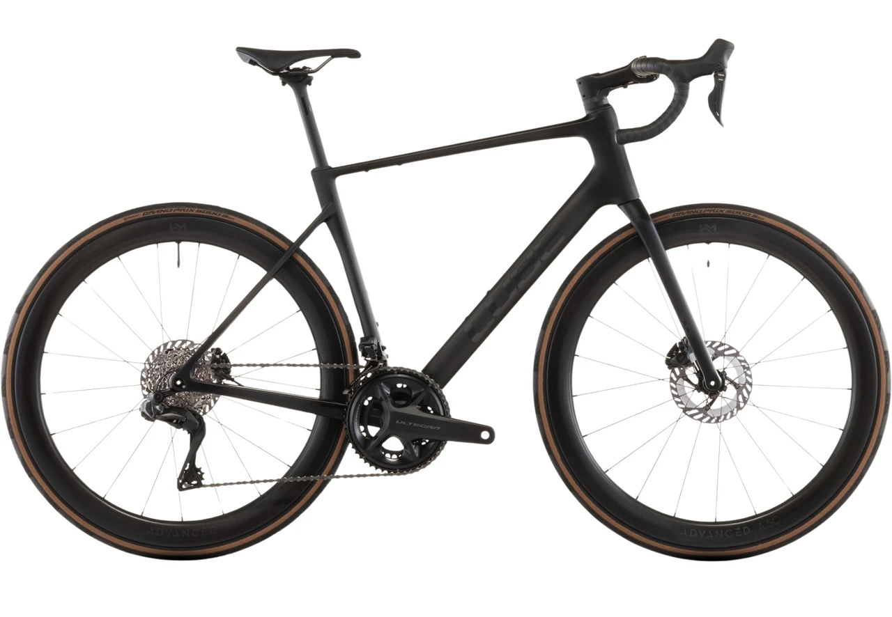 Cube ATTAIN C:62 SLT 2025