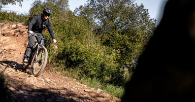 Bicicleta rígida vs doble suspensión: Comparativa MTB