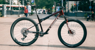 Comparativa 2024: Orbea Oiz M-LTD vs Specialized S-Works Epic WC