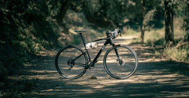 ¿Qué es el bikepacking? Iníciate en los viajes en bici