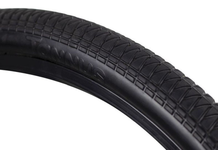 Cubierta Tannus Razorblade 26 Regular
