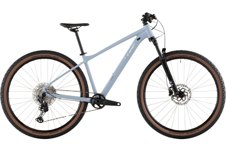 Bicicleta Cube Attention Pro 2026