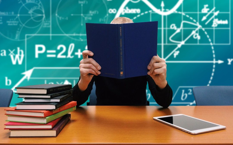 Studeren kan je leren: 8 onmisbare tips voor goede resultaten! Studeren kan je leren: 8 onmisbare tips voor goede resultaten!