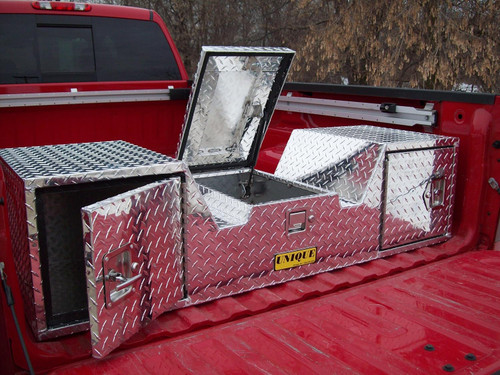 Unique Truck Accessories TB203-57RD
