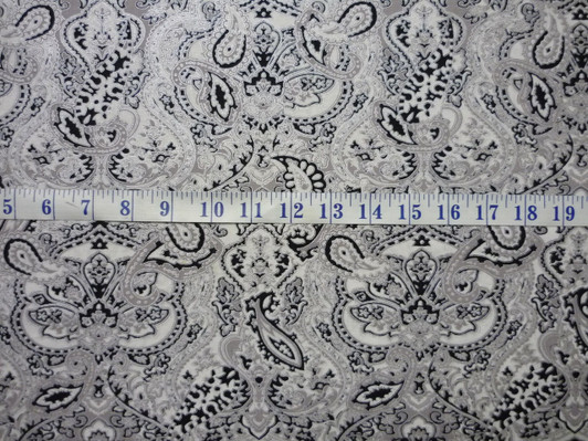 Fabri-Quilts Paisley Black and White Cotton Quilting Fabric Fabri-Quilts Paisley Black and White Cotton Quilting Fabric