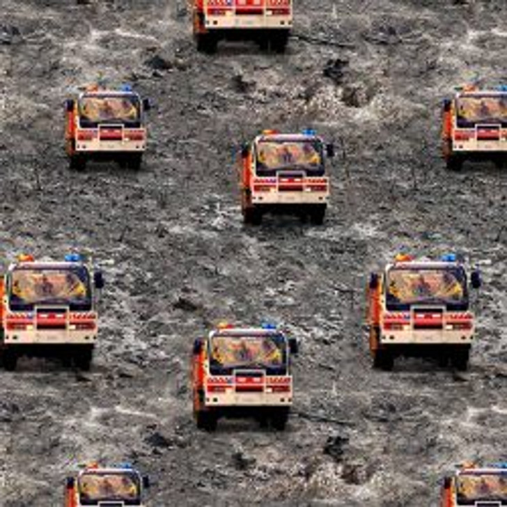 Honouring Australia's Firemen Wildfire Heroes 0109/F Fire Trucks Cotton Quilting Fabric 1/2 YARD