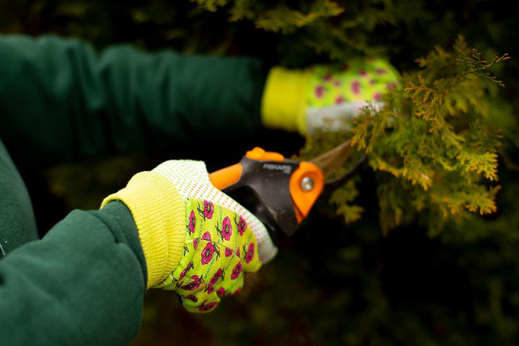 3-Pairs Women's Soft Jersey Garden & Work Gloves - Green/Red/Blue.