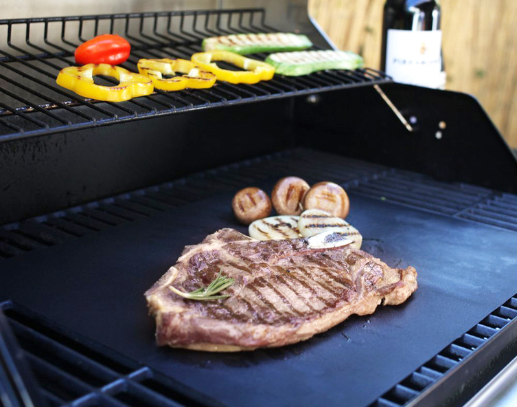 10037 BBQ Grill Mat Non-Stick Reusable, Extra Thick Heavy Duty, Black Grilling