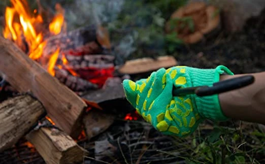 heat resistant glove, heat-resistant gloves, grill gloves, bar b-q gloves, barbeque gloves