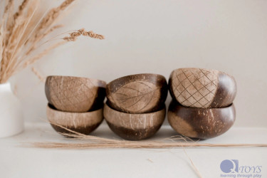 QToys Australia (USA) Patterned Coconut Bowls set of 6 QToys Australia (USA) Patterned Coconut Bowls set of 6