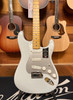 B-Stock Fender American Ultra II Stratocaster, Maple Fingerboard, Avalanche M12