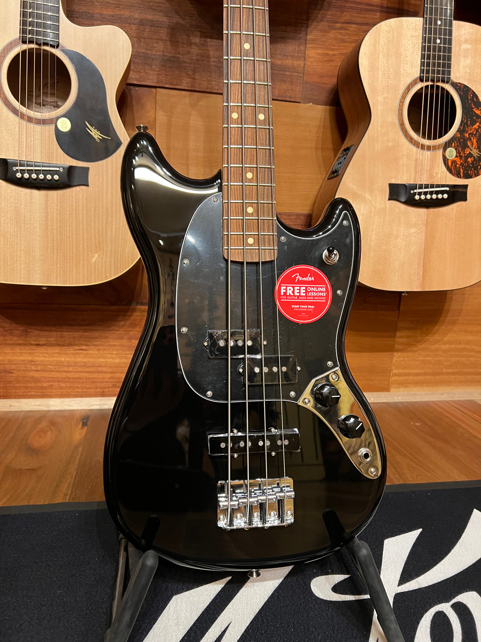 Fender Player Mustang Bass PJ Pau Ferro Aged Natural フェンダー 
