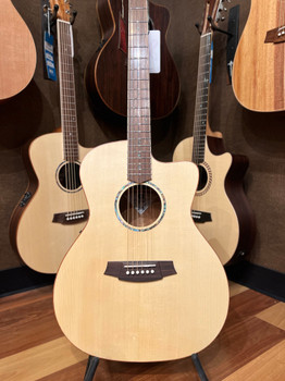 Cole Clark SAN1EC-SMAH Studio Grand Auditorium - Spruce Mahogany