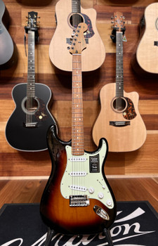 Pre-Owned Fender Limited Edition Player Stratocaster, Custom Shop Fat '60s Pickups, Roasted Maple Neck, 3-Color Sunburst
