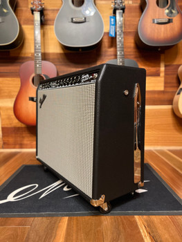 Pre-Owned Fender '65 Twin Reverb Pre-Owned Fender '65 Twin Reverb