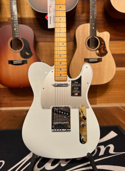 B-Stock Fender American Ultra II Telecaster, Maple Fingerboard, Avalanche M15