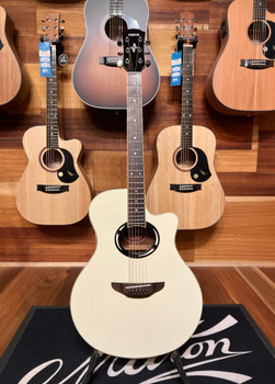 Pre-Owned Yamaha APX500II - Vintage White