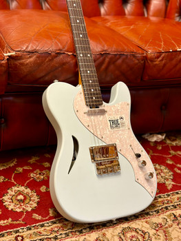 Cole Clark Culprit 3 HS, Mother of Pearl Picguard - Sonic Blue