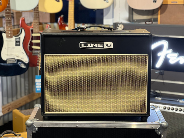 Pre-Owned Line 6 Flextone III 1x12 with FBV Shortboard