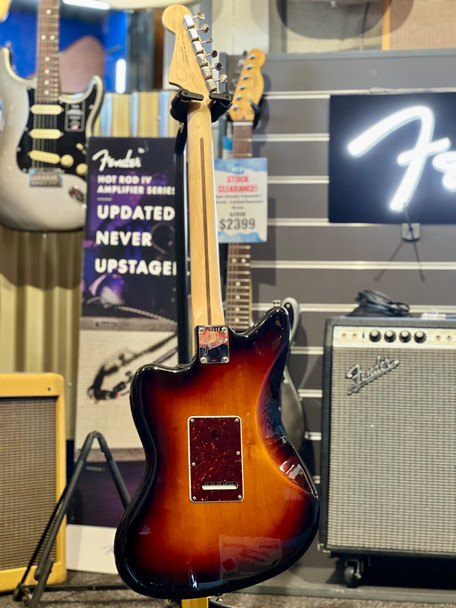 Pre-Owned Fender American Performer Jazzmaster with Deluxe Molded Case - 3-Color Sunburst