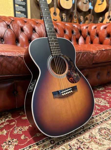 Pre-Owned Maton Troubadour Traditional