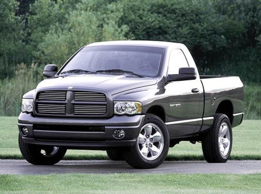 2003 Dodge Ram 1500 Catalog and Classic Car Guide, Ratings and