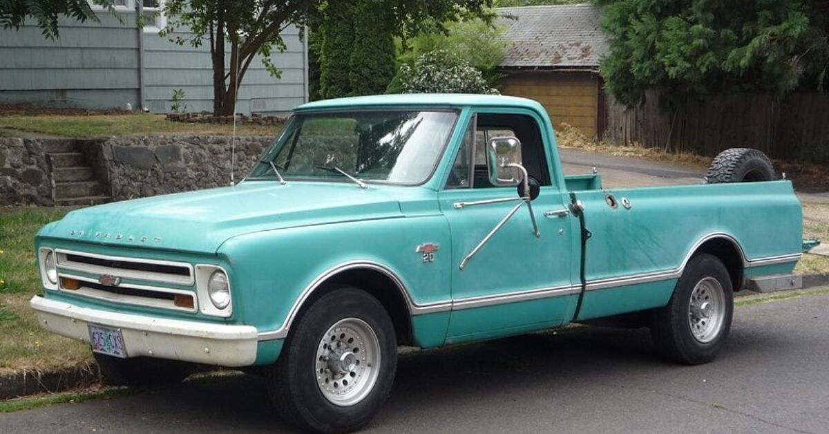 eClassics 1967-1972 Chevrolet C20 Pickup Truck Chevrolet / GM Fuel