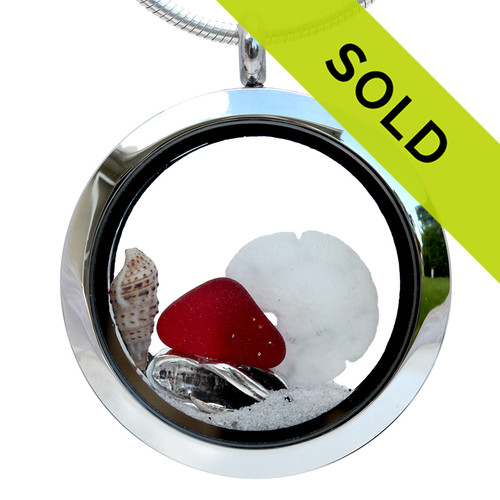 Sorry this locket has been sold!