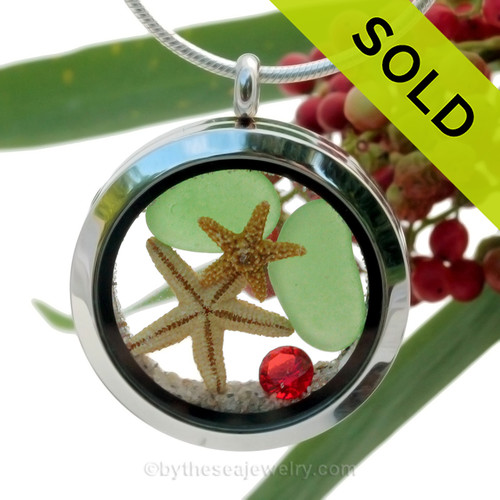  Coastal Christmas- Green Sea Glass With Tow Real Starfish, Red Gem & Real Sand Locket.
SOLD - Sorry this Sea Glass Locket is NO LONGER AVAILABLE!