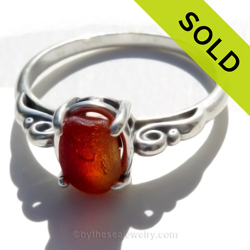 A stunning beautiful piece of vivid royal ruby red sea glass from set in a silver ring.
SOLD - Sorry this Rare Sea Glass Ring is NO LONGER AVAILABLE!