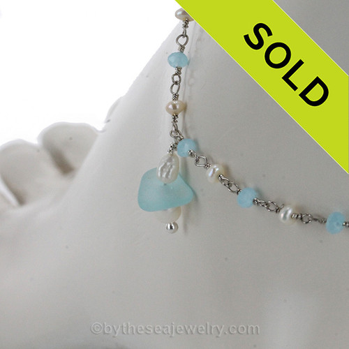 Aquamarine chips and pearls on sterling silver sea glass anklet.
