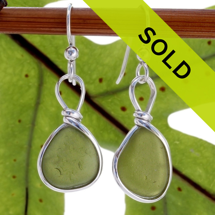Our jewelry leaves our sea glass totally natural, just the way it was found on the beach. We use ONLY Genuine sea glass collected on beaches from around the world.

Sorry - These sea glass earrings have been SOLD!