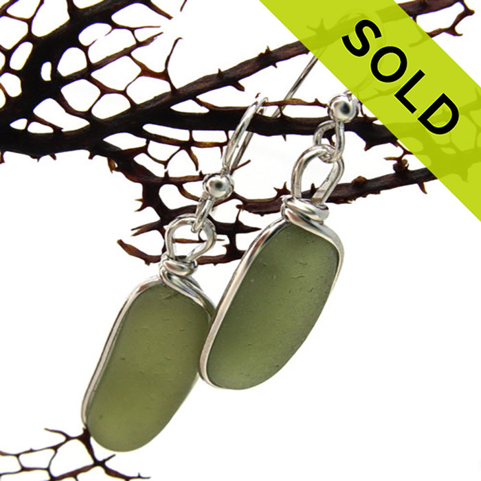 Our jewelry leaves our sea glass totally natural, just the way it was found on the beach. We use ONLY Genuine sea glass collected on beaches from around the world.

Sorry this Sea Glass Jewelry selection has been SOLD!