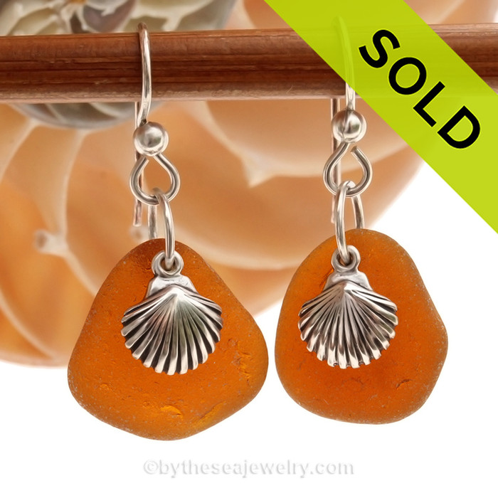 Vivid Amber Brown Sea Glass Earrings with Solid Sterling Shell Charms.
SOLD - Sorry these Sea Glass Earrings are NO LONGER AVAILABLE!