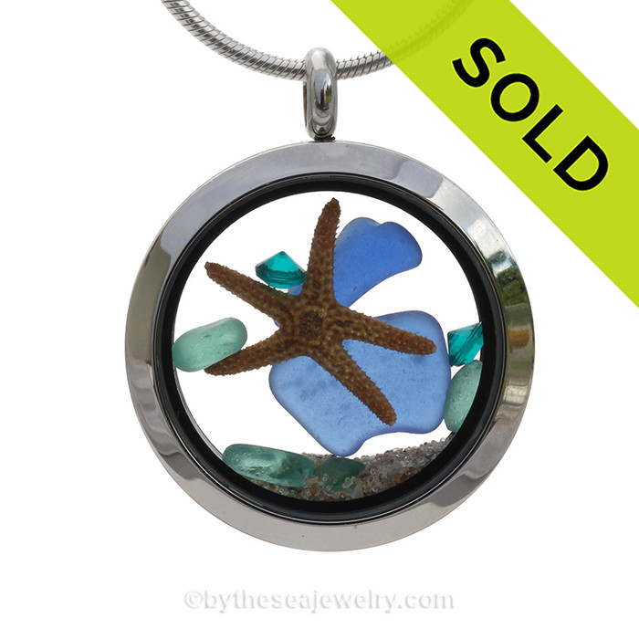 Genuine Cobalt Blue and Aqua sea glass pieces combined with a Real Starfish and Crystal Turquoise gem in a premium Stainless Steel Twist Top Locket.
SOLD - Sorry this Sea Glass Locket is NO LONGER AVAILABLE!