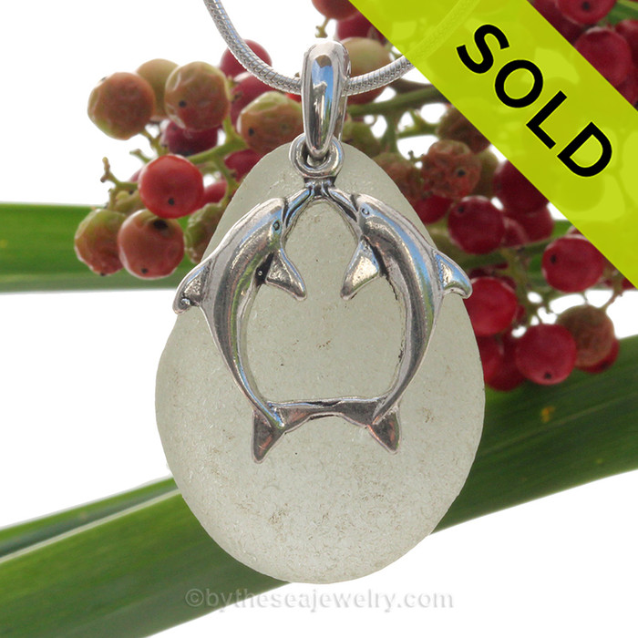 Beautiful Kissing Dolphins Sterling Silver Necklace with Pale Green Sea Glass - 18" STERLING CHAIN INCLUDED.
SOLD - Sorry this Sea Glass Necklace is NO LONGER AVAILABLE!