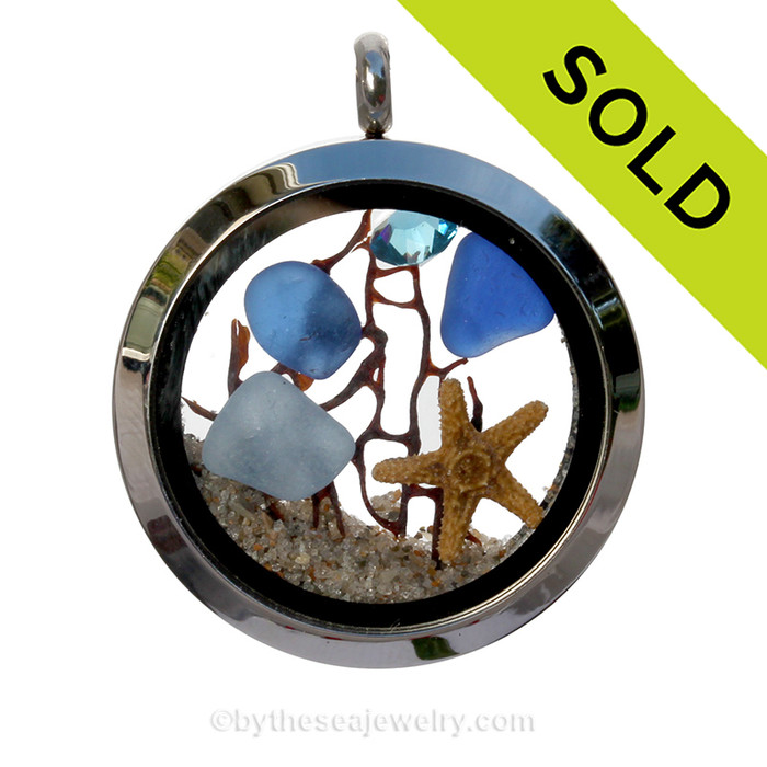 Carolina and Cobalt Blue Genuine Sea Glass Locket With Starfish, Gems & Beach Sand.
SOLD - Sorry this Sea Glass Locket Necklace is NO LONGER AVAILABLE!!!