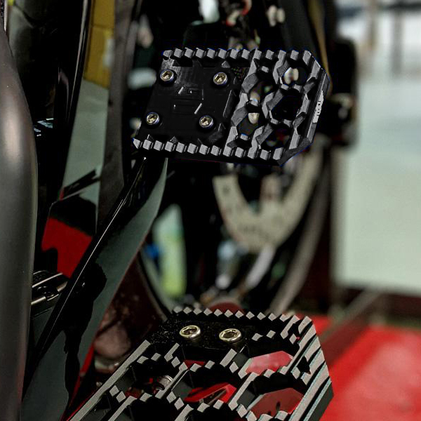 Original Garage Moto Bagger Honeycomp v3 Brake Pedal Gripper Kit Black