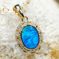 * A PAVED IN GOLD 14KT GOLD AUSTRALIAN OPAL NECKLACE