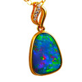  * 1 A POCKET RAINBOW 14KT YELLOW GOLD & DIAMOND AUSTRALIAN OPAL NECKLACE