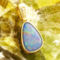 * A MAGIC MOMENT 14KT YELLOW GOLD & DIAMOND AUSTRALIAN OPAL NECKLACE