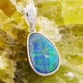 * DELIGHTFUL SUN 14KT WHITE GOLD & DIAMOND AUSTRALIAN OPAL NECKLACE