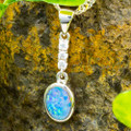 * A PRISMHEART ECHO STERLING SILVER AUSTRALIAN OPAL NECKLACE