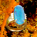 *COSMIC FIRE 18KT GOLD AND DIAMOND OPAL RING