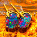* A SUPER GEM 14KT YELLOW GOLD AUSTRALIAN OPAL STUD EARRINGS